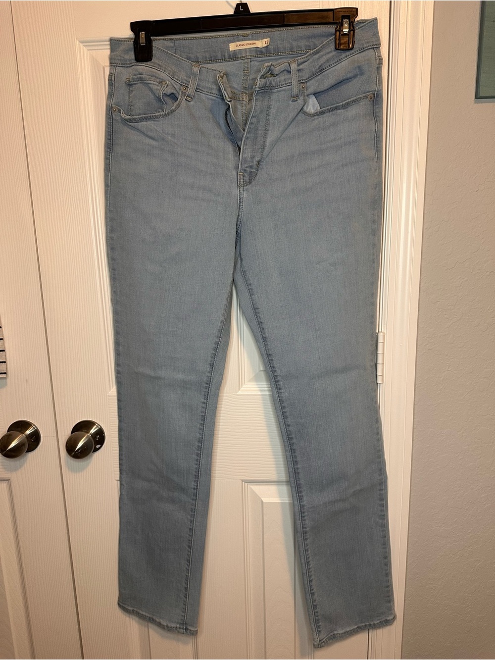 Levi's Light Blue Straight Leg Women's Jeans